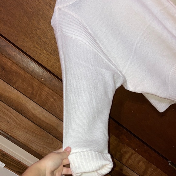 Fashion nova turtle neck sweater - Picture 3 of 7